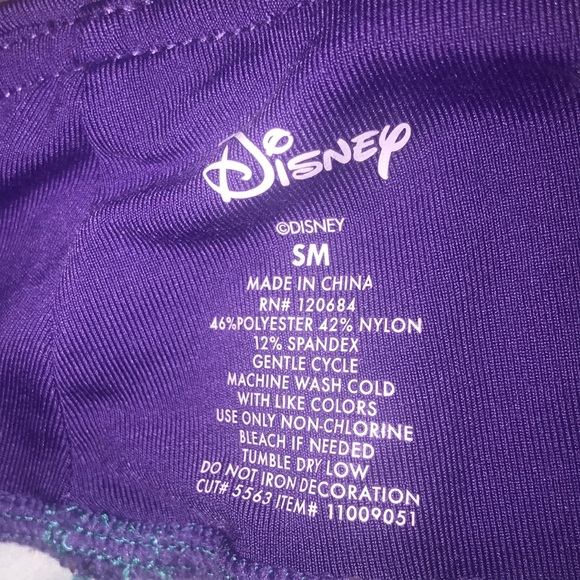Disney’s Ariel mermaid capri leggings in size SM - Picture 4 of 7